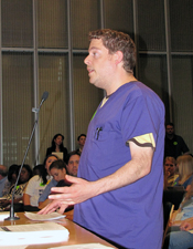 Eli Lanczos testifies at a Seattle City Council hearing in favor of paid sick days